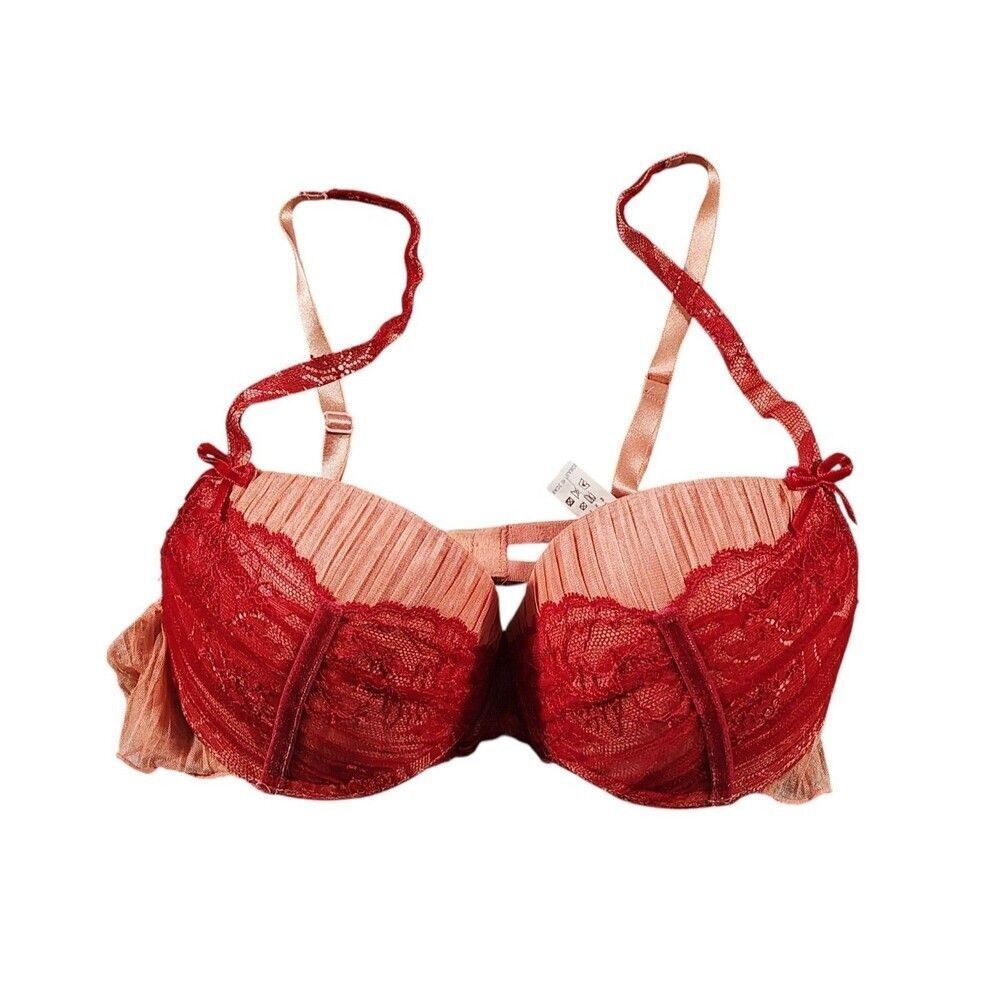 Chantelle Coquette Padded Underwire Bra Size 32C Peach Red Romantic Ruffle